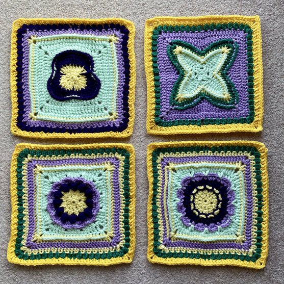 

Viola - Blanket
4