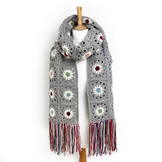 

Dahlia - Scarf
4