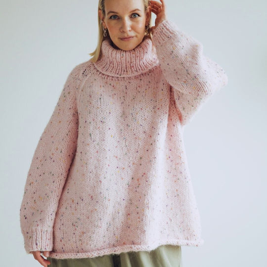 01-03 Vilje's Jumper