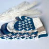 

Arda - Mittens
3