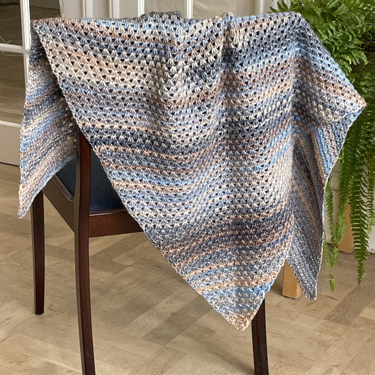 Lacy Afternoon - Châle au crochet tunisien