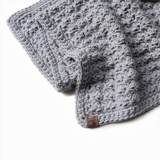 

Fairlie - Throw
2