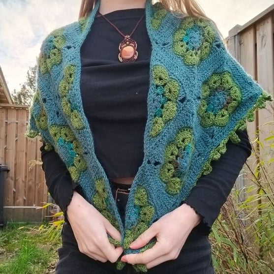 

Blooming Garden - Shawl
3
