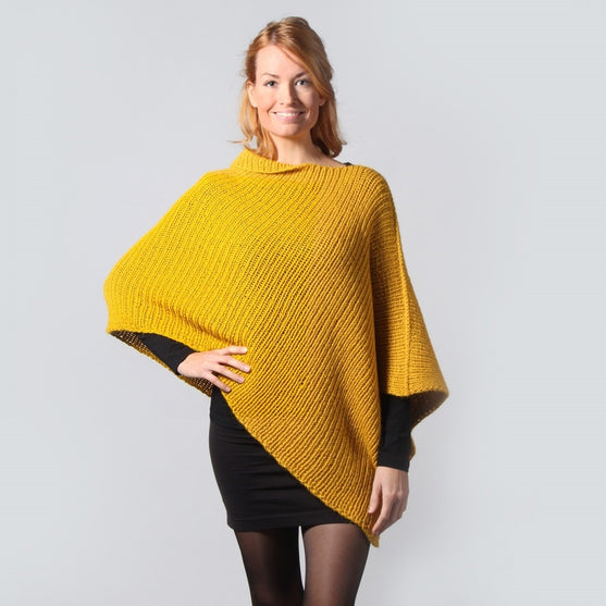 

Malene Poncho
1