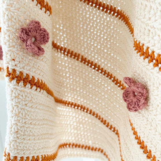 

Flower Bud - Blanket
6