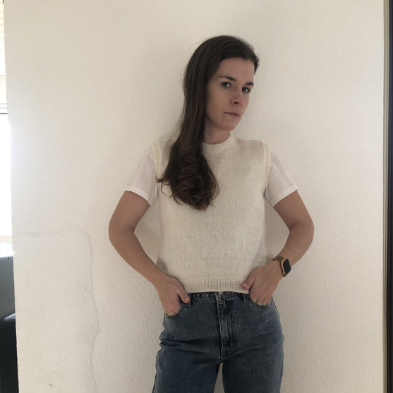 

Flower Puff - Vest
3