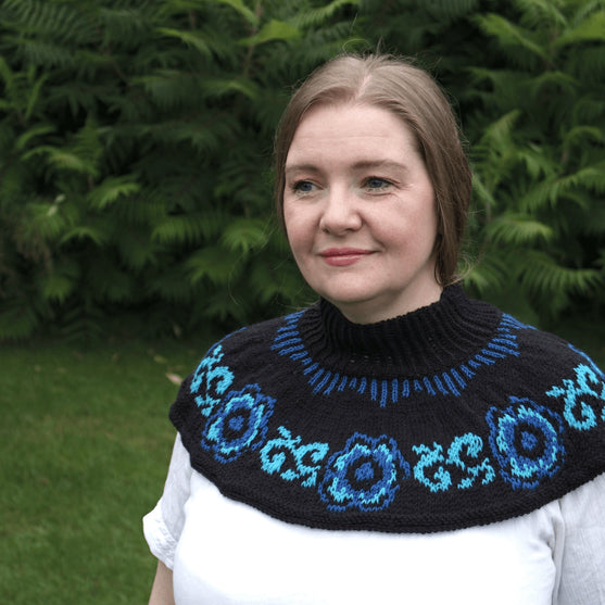 

Spring Flora - Neck Warmer
2