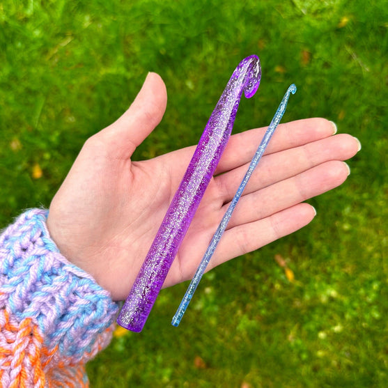 

Glitter Crochet Hook - Hobbii
2