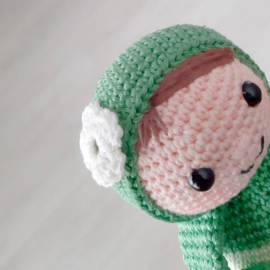

Little Miss Green
3