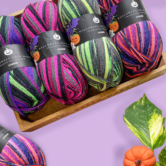 

Halloween Sock Wool (Limited Edition) - Hobbii
3