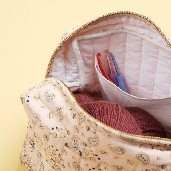 

Quilted Project Bag - Rectangular - Hobbii
2