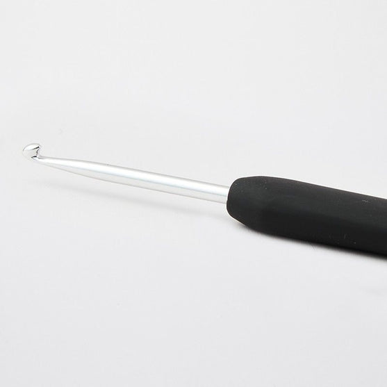 

Crochet acier avec manche ergonomique - KnitPro
4