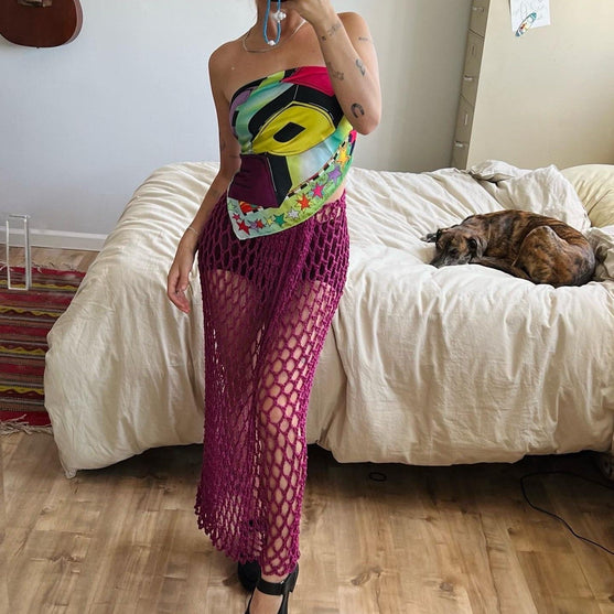 

Mesh Skirt
1