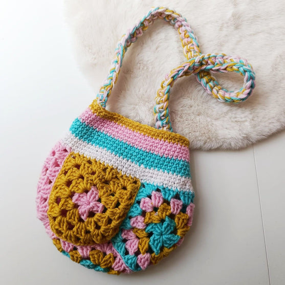 

Abuelita - Bag
1