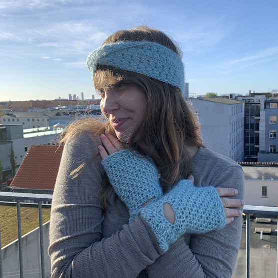 

Soft Twist - Bandeau et mitaines
2