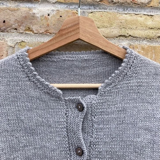 

Tulip - Cardigan
6