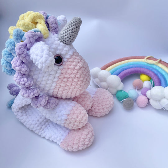Luna the Unicorn - Lovey