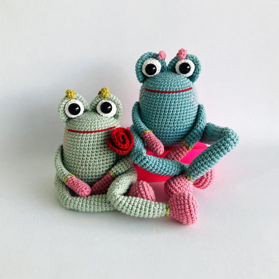

Valentine Frog
1