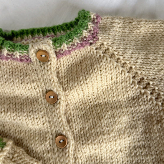

Romi - Children’s Cardigan
6