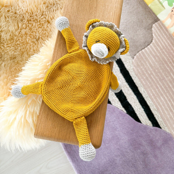 

William the Lion - Baby comforter
1