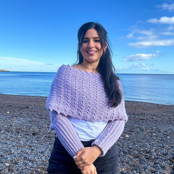 

Jade - Sweater Scarf
8