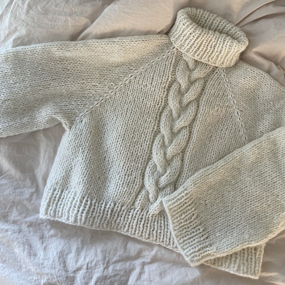 

Aviaja – Sweater
3