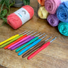 

Easy Touch Crochet Hook Set - 9 sizes - Hobbii
4