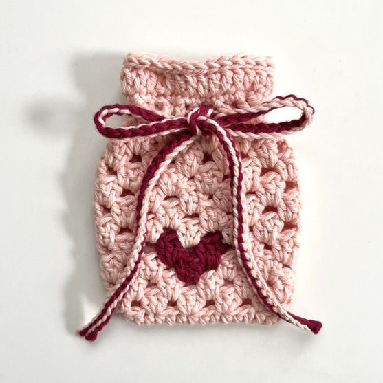 

Valentino - Pouch
2