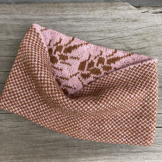 

La Spiga - Cowl
3