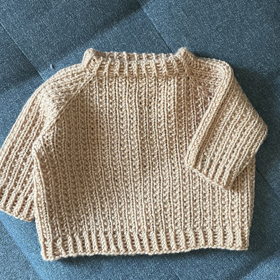 

Easy Evening Sweater - Pull Bébé
1