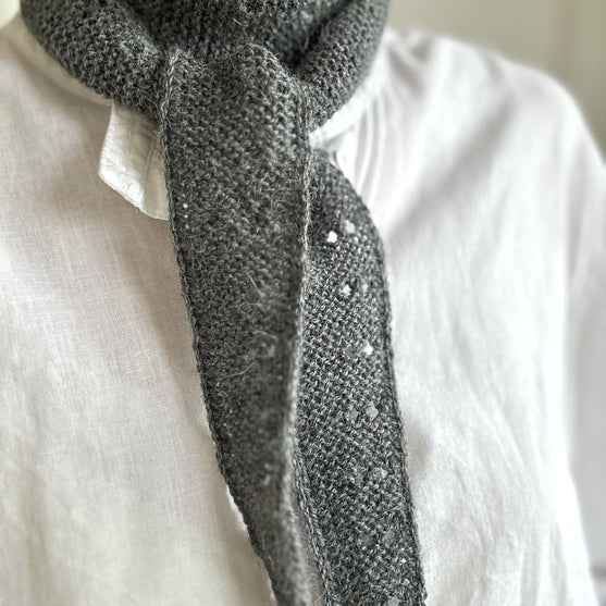 

Norma & Nellie – Scarf
4