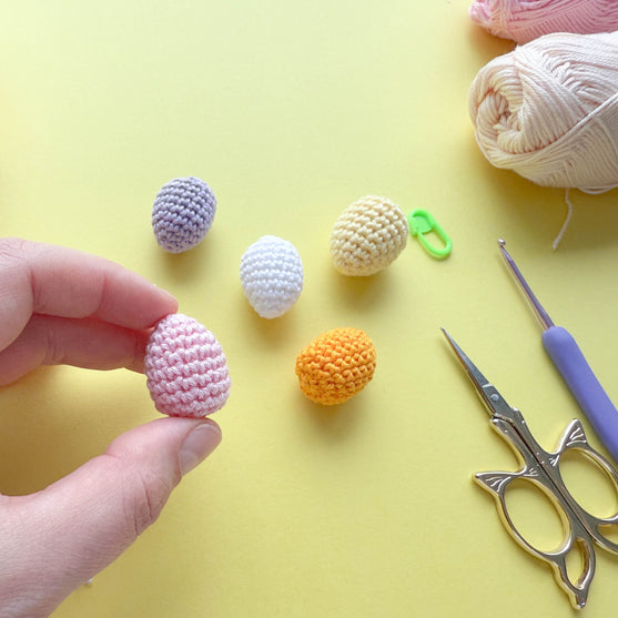 

Chicken - Easter Surprise Egg
4