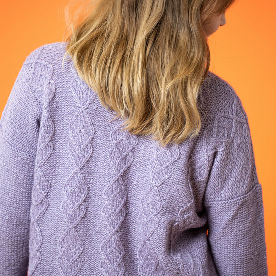 

Lively Lone - Pull
4