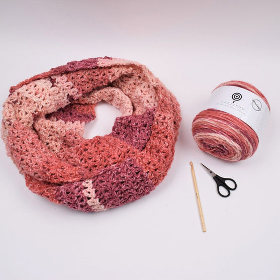 

Lollipop Melange Cowl
4