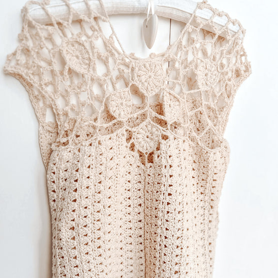 

Magical Garden - Vest
5