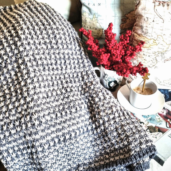 

Cozy - Blanket
3