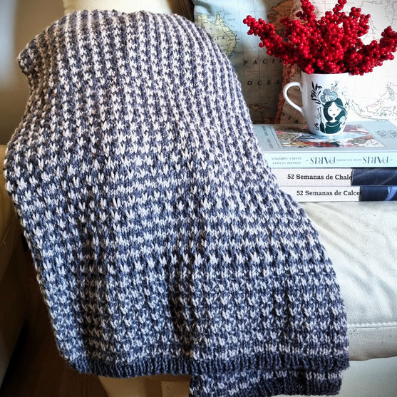 

Cozy - Blanket
4