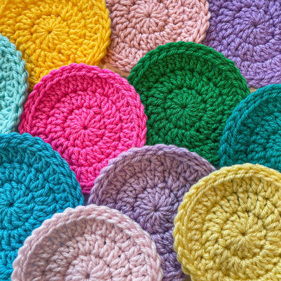 

Mega Ball 400 g - We Love Yarn
6