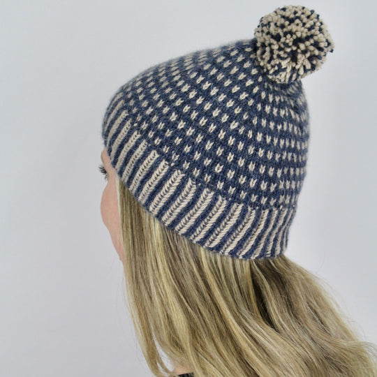 River Stone - Bonnet