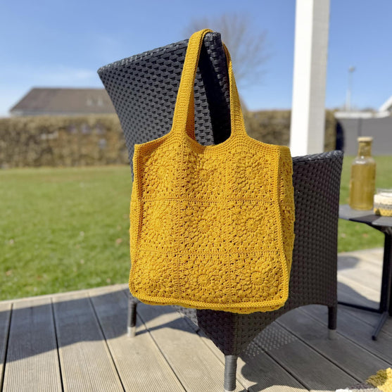 

Nordic Bloom - Bag
5