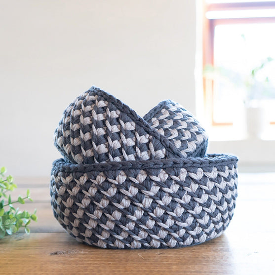 

Oblique Lines Stripes - Paniers
3