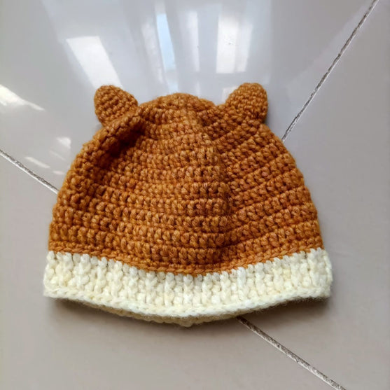 

Cat - Children’s Beanie and Infinity Scarf
3