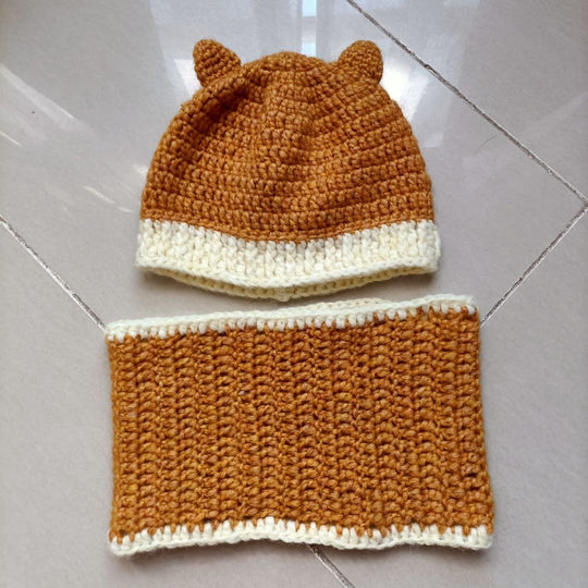 Cat - Children’s Beanie and Infinity Scarf