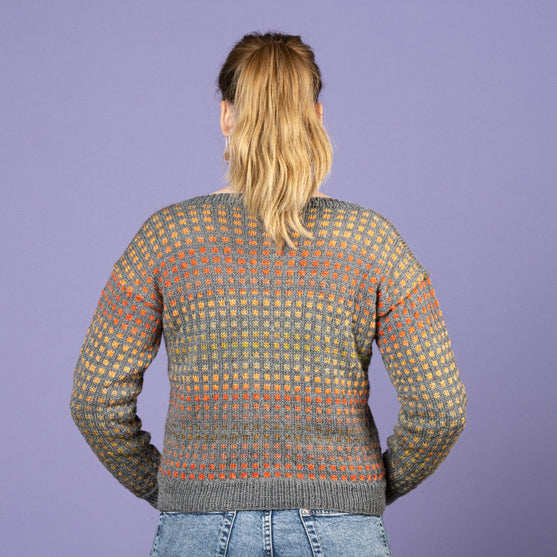 

Pi - Sweater with dots
3