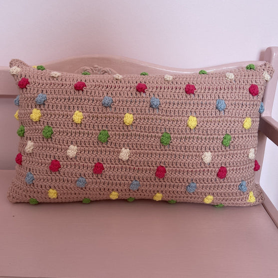 

Polka - Pillow
2