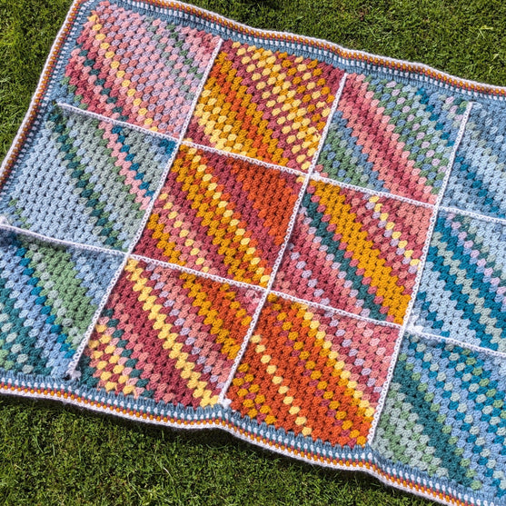 

Rainbow Stripes - Temperature Blanket
2