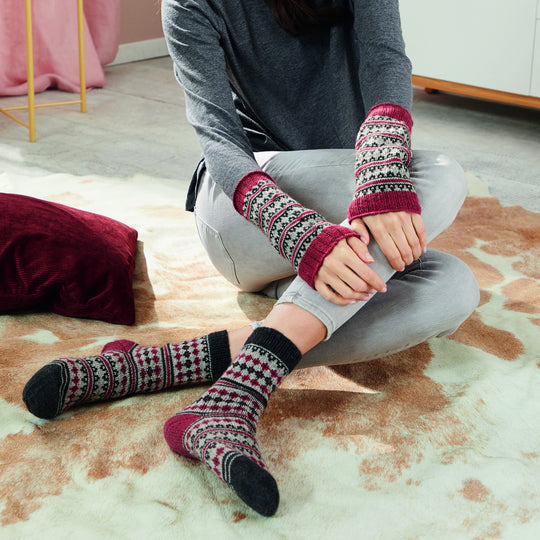 Socks in Fair Isle Pattern - R0362