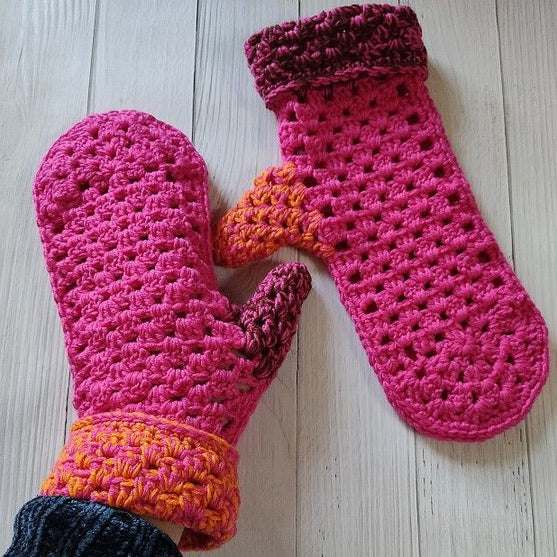 

Granny - Mittens
4