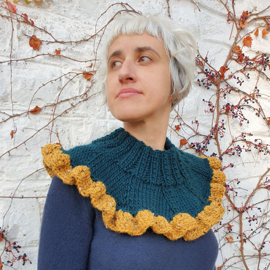

Susurrous - Snood
1