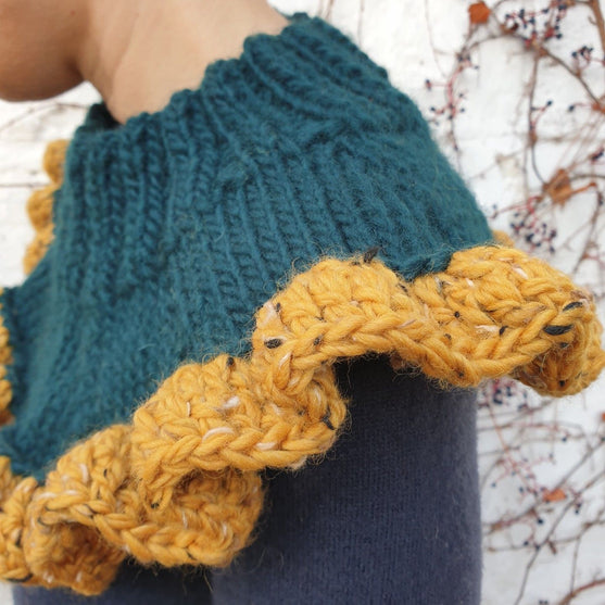 

Susurrous - Snood
2
